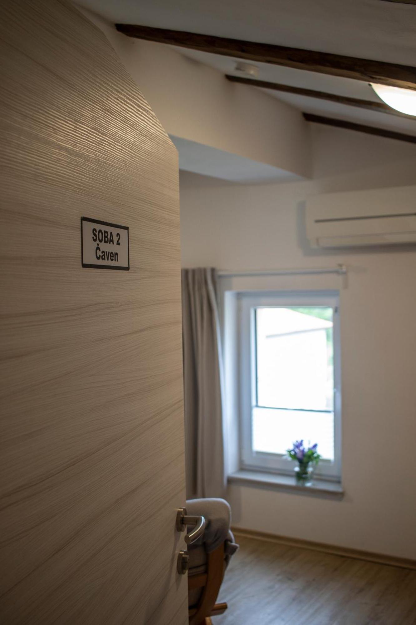 Borea Rooms - Sobe Budanje Vipava Exterior photo