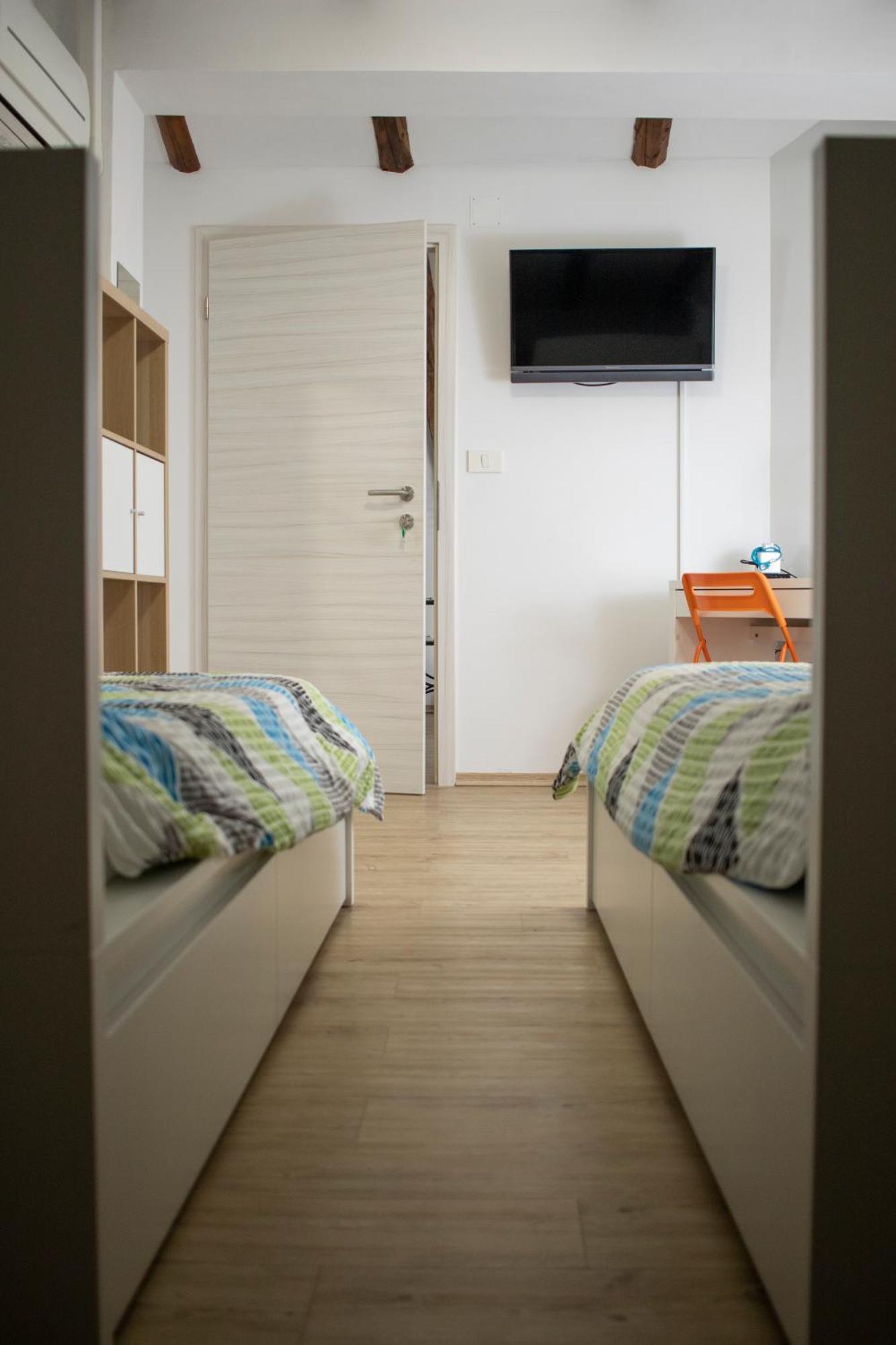 Borea Rooms - Sobe Budanje Vipava Exterior photo